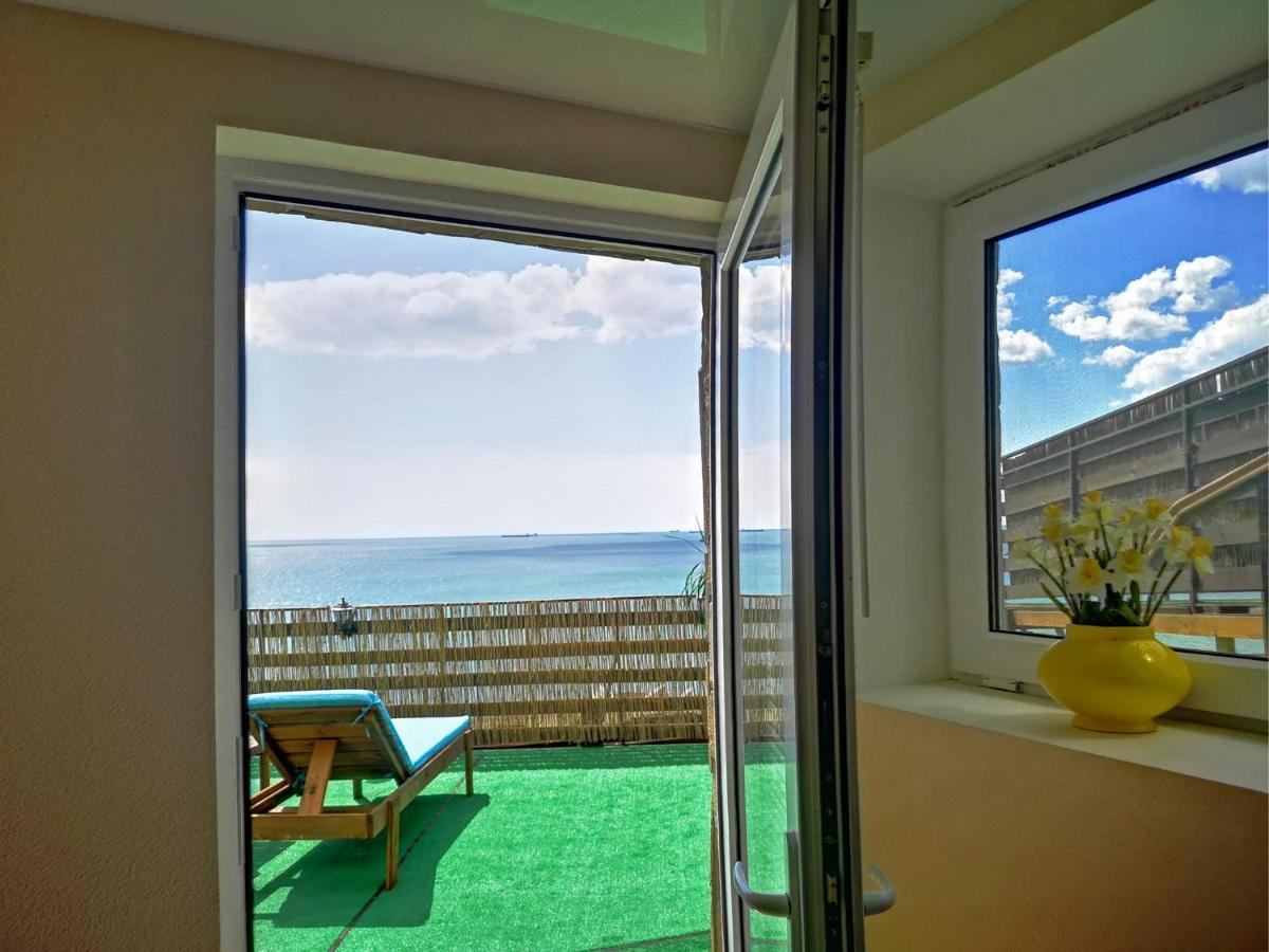 Sea View Apartment Odesa